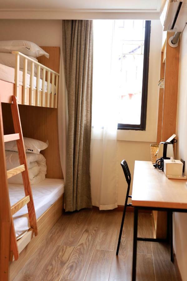 Travel Light Inn Guilin Exterior photo